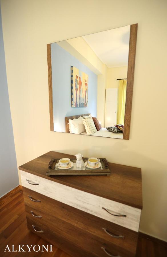 Melma Properties- Alkyoni Apartment By The Sea In 피레아스 외부 사진